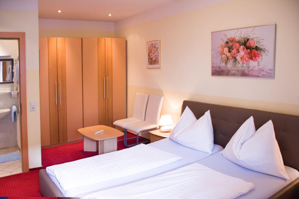 Hotel Alter Telegraf Graz Chambre photo
