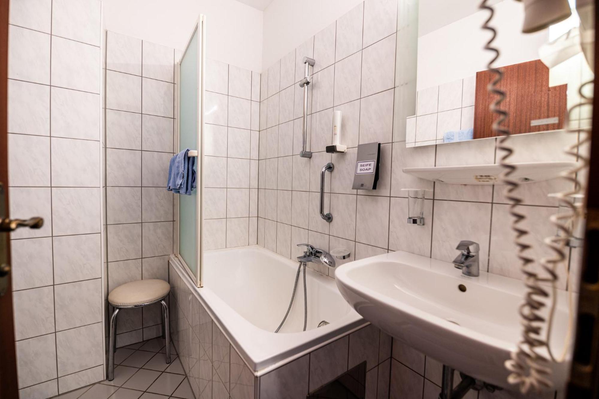 Hotel Alter Telegraf Graz Extérieur photo