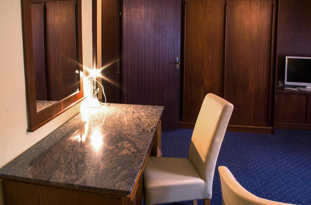 Hotel Alter Telegraf Graz Extérieur photo